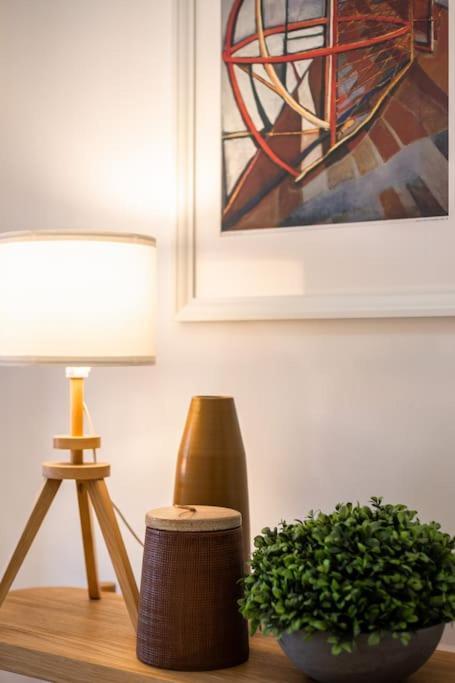 Spacious Tailor Made Flat In Areeiro Apartment *